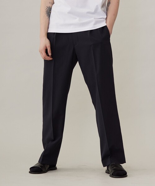 UNFILO（アンフィーロ）の「TENNEN TOUCH タックパンツ（その他パンツ・メンズ・グレー系/ネイビー系/ダークブラウン系・SMALL/MEDIUM/LARGE/X-LARGE）」の3枚目の写真