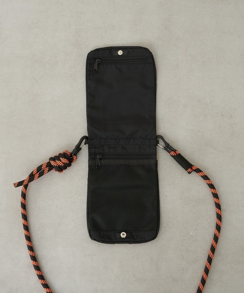 CIAOPANIC TYPY（チャオパニックティピー）の「【TheSunAndClassic】マルチスマホショルダー（ショルダーバッグ・メンズ・ベージュ/カーキ/ブラック・ONE SIZE）」の4枚目の写真