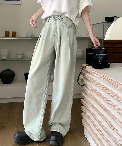 FREE STYLISTS(フリー スタイリスト)の「YUGA_YGMC ハイウエスト タックワイドレングスデニムパンツ(デニムパンツ・レディース・ブルー/ライトブルー/ホワイト・L/XL/S/M)」の20枚目の写真
