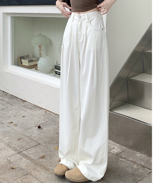 FREE STYLISTS(フリー スタイリスト)の「YUGA_YGMC ハイウエスト タックワイドレングスデニムパンツ(デニムパンツ・レディース・ブルー/ライトブルー/ホワイト・L/XL/S/M)」の7枚目の写真