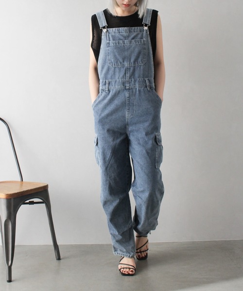 SpRay（スプレイ）の「デニムカーゴサロペット（サロペット/オーバーオール・レディース・ブラック系その他/ブルー系その他2/ブルー系その他・FREE）」の3枚目の写真