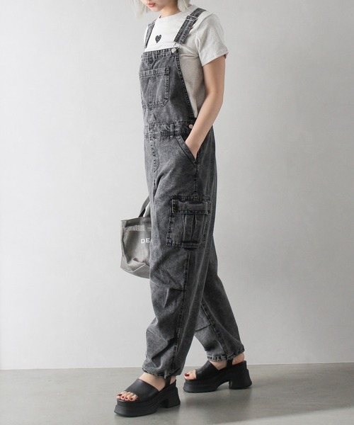 SpRay（スプレイ）の「デニムカーゴサロペット（サロペット/オーバーオール・レディース・ブラック系その他/ブルー系その他2/ブルー系その他・FREE）」の7枚目の写真