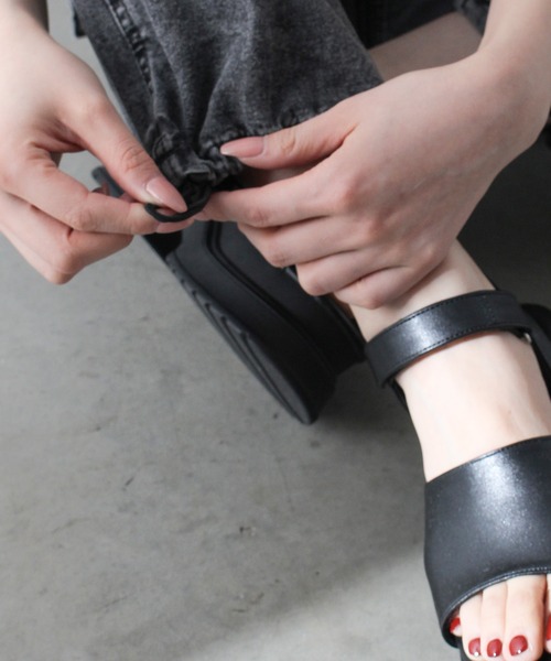 SpRay（スプレイ）の「デニムカーゴサロペット（サロペット/オーバーオール・レディース・ブラック系その他/ブルー系その他2/ブルー系その他・FREE）」の13枚目の写真