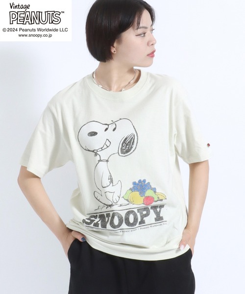 PEANUTS(ピーナッツ)の「「ユニセックス」FRUIT OF THE LOOM×PEANUTS コラボ スヌーピーヴィンテージキャラクタープリント半袖Tシャツ メンズ レディース(Tシャツ/カットソー・レディース・アイボリー/サックスブルー・M/L/S)」の6枚目の写真