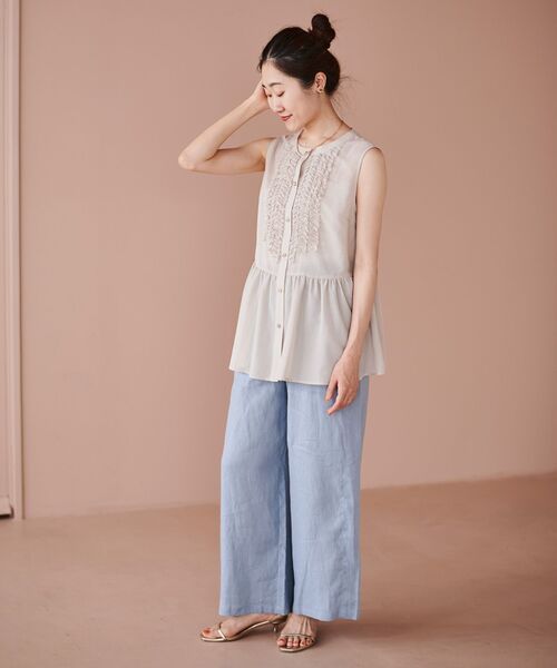 le.coeur blanc（ルクールブラン）の「フロントフリルペプラムブラウス（シャツ/ブラウス・レディース・アイボリー/ブラック・38）」の22枚目の写真