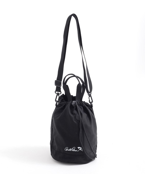 Arnold Palmer(アーノルドパーマー)の「アンブレラキルト 2WAY 巾着 シェア ショルダーバッグ(ショルダーバッグ・レディース・カーキ/グレイッシュベージュ/ブラック・F)」の2枚目の写真