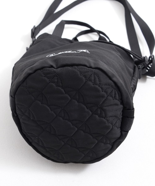 Arnold Palmer(アーノルドパーマー)の「アンブレラキルト 2WAY 巾着 シェア ショルダーバッグ(ショルダーバッグ・レディース・カーキ/グレイッシュベージュ/ブラック・F)」の11枚目の写真