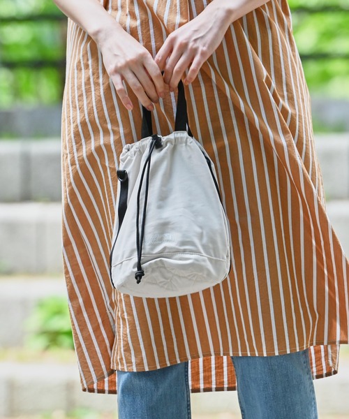 Arnold Palmer(アーノルドパーマー)の「アンブレラキルト 2WAY 巾着 シェア ショルダーバッグ(ショルダーバッグ・レディース・カーキ/グレイッシュベージュ/ブラック・F)」の20枚目の写真