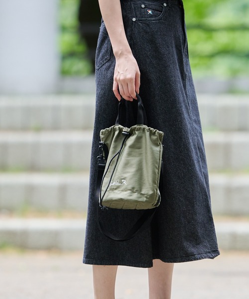 Arnold Palmer(アーノルドパーマー)の「アンブレラキルト 2WAY 巾着 シェア ショルダーバッグ(ショルダーバッグ・レディース・カーキ/グレイッシュベージュ/ブラック・F)」の22枚目の写真