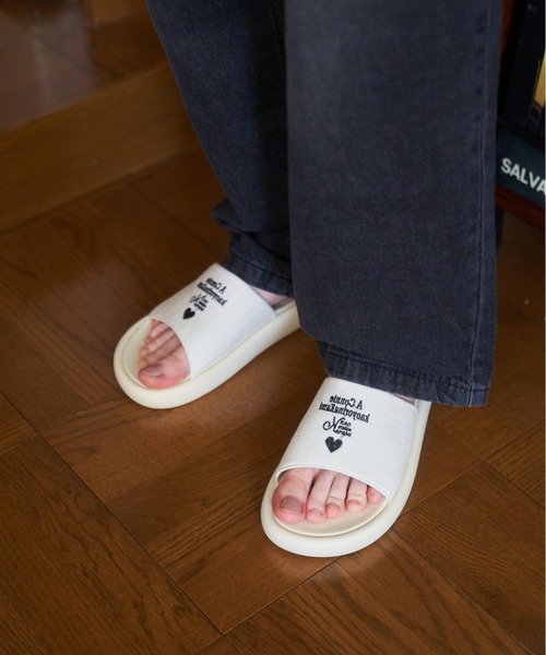 kaoyorinakami(カオヨリナカミ)の「Connie sandals / コニーサンダル(サンダル・メンズ・ブラック/ホワイト・X-SMALL/SMALL/MEDIUM/LARGE)」の5枚目の写真