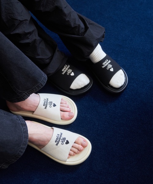 kaoyorinakami(カオヨリナカミ)の「Connie sandals / コニーサンダル(サンダル・メンズ・ブラック/ホワイト・X-SMALL/SMALL/MEDIUM/LARGE)」の7枚目の写真
