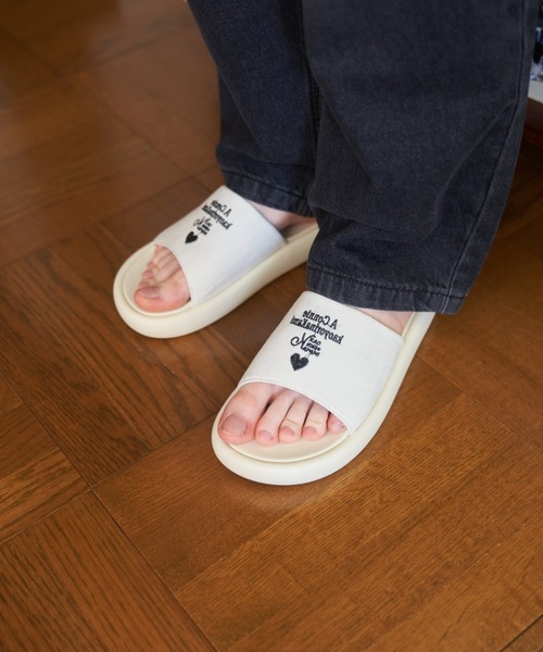 kaoyorinakami(カオヨリナカミ)の「Connie sandals / コニーサンダル(サンダル・メンズ・ブラック/ホワイト・X-SMALL/SMALL/MEDIUM/LARGE)」の14枚目の写真
