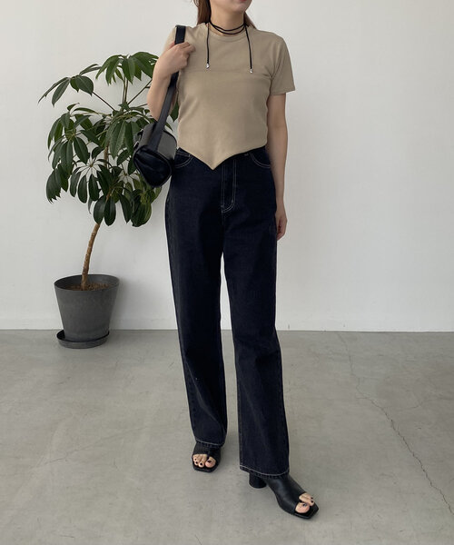 CAPRICIEUX LE'MAGE(カプリシューレマージュ)の「リブビスチェTシャツ(Tシャツ/カットソー・レディース・ベージュ/ホワイト系その他/ブラック・FREE)」の5枚目の写真