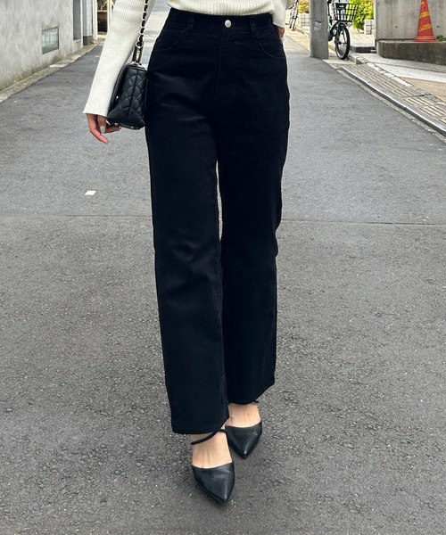 ROYAL PARTY(ロイヤルパーティー)の「コーデュロイフレアパンツ(その他パンツ・レディース・ブラック/ブラウン/オフホワイト・マルチサイズ)」の3枚目の写真