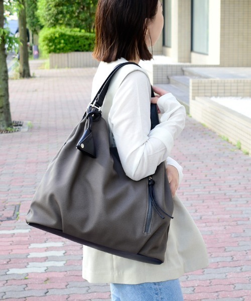 【☆売り切れましたm(_ _)m☆】LAZY SUSAN バック レイジースーザン LAZY SUZAN トートバッグ LAZY SUSAN ハンドバッグ