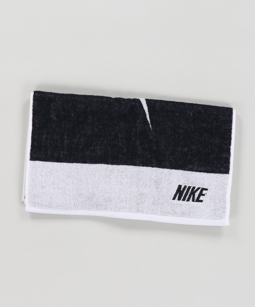 ナイキ、ハンドタオル NIKE（ナイキ）の「【NIKE / ナイキ】MID TOWEL ジャガード