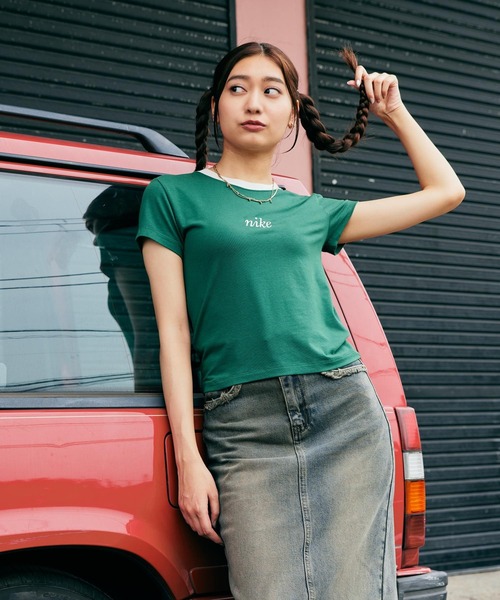 インナーに最適【NIKE】ウィメンズ クロップド スリム Tシャツ NIKE公式】ナイキ スポーツウェア ウィメンズ スリム クロップド