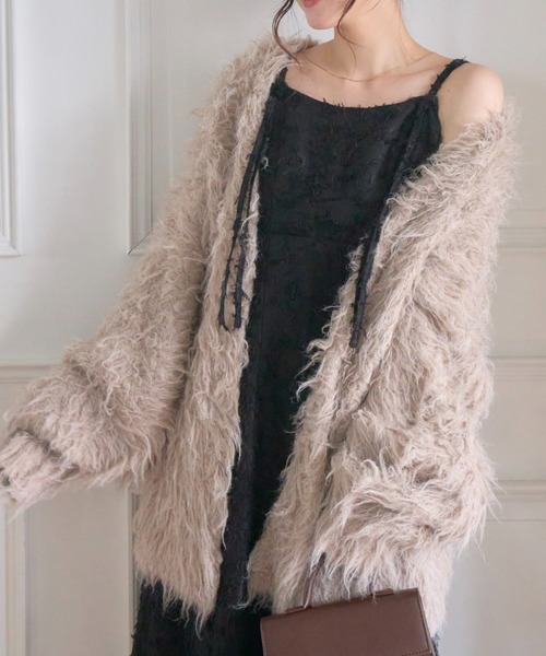 mellowneon（メロウネオン）の「2wayシャギーニットカーディガン（カーディガン/ボレロ・レディース・チャコールグレー/ベビーピンク/ベージュ/ホワイト・FREE）」の2枚目の写真