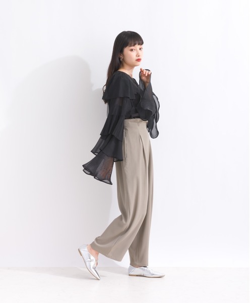 terrace(テラス)の「フリルティアードスリーブトップ(Tシャツ/カットソー・レディース・オフホワイト/グレー/ブラック/カーキ・MEDIUM)」の21枚目の写真