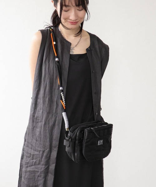 Three Four Time（ｽﾘｰﾌｫｰﾀｲﾑ）の「マルチ2WAYエコスマホショルダー L（スマホケース/カバー・レディース・カーキ/ブラック・FREE）」の3枚目の写真