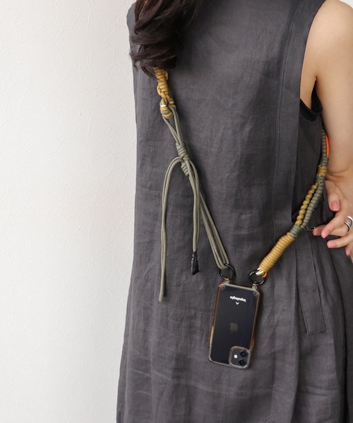 Three Four Time（ｽﾘｰﾌｫｰﾀｲﾑ）の「マルチ2WAYエコスマホショルダー L（スマホケース/カバー・レディース・カーキ/ブラック・FREE）」の4枚目の写真