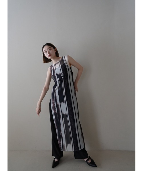 Uenui（ウニュイ）の「マーブル シアー ワンピース 総柄（ワンピース・レディース・ブラウン/グレー・FREE）」の8枚目の写真