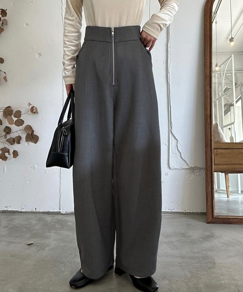 LAUIR（ラウアー）の「裏起毛ハイウエストジップカーブパンツ[高身長サイズMT有り]（スラックス・レディース・ブラック/チャコール/アイボリー・MEDIUM/MT/LARGE）」の10枚目の写真