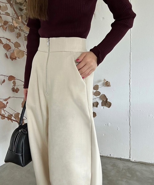 LAUIR（ラウアー）の「裏起毛ハイウエストジップカーブパンツ[高身長サイズMT有り]（スラックス・レディース・ブラック/チャコール/アイボリー・MEDIUM/MT/LARGE）」の18枚目の写真