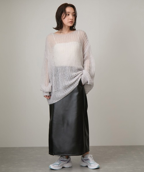 PUMA(プーマ)の「<NERGY限定>【PUMA】MORPHIC FUTRO-GLAM WOMENS EXCLUSIVE ランニングシューズ(スニーカー・レディース・ホワイト系その他4・22.5cm/23.5cm/24.5cm/25.5cm/23/24/25)」の12枚目の写真