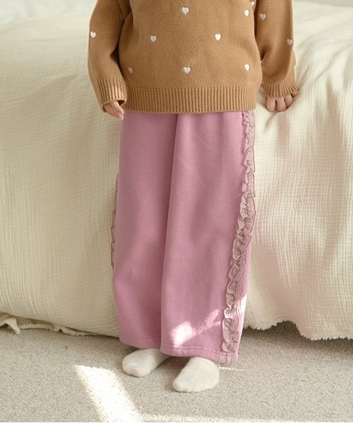 Lycee mine（リセマイン）の「【毛玉バイバイ裏起毛裏毛】サイドフリルワイドシルエットスウェットパンツ（その他パンツ・キッズ・フューシャピンク/ブルーグレー/シルバーグレー/オートミール/チャコール・100cm/110cm/120cm/130cm/140cm）」の5枚目の写真