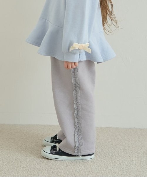 Lycee mine（リセマイン）の「【毛玉バイバイ裏起毛裏毛】サイドフリルワイドシルエットスウェットパンツ（その他パンツ・キッズ・フューシャピンク/ブルーグレー/シルバーグレー/オートミール/チャコール・100cm/110cm/120cm/130cm/140cm）」の18枚目の写真