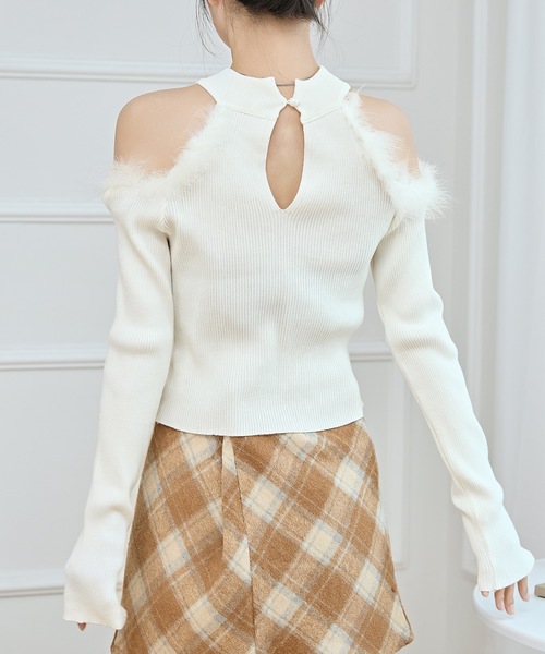 Lace Ladies(レースレディース)の「プチハイネック ファー カットアウト ニット プルオーバー(ニット/セーター・レディース・ベージュ/ホワイト/ブラック・FREE)」の17枚目の写真
