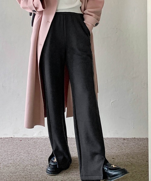 OSYAREVO(オシャレボ)の「スリット スウェット パンツ(スウェットパンツ・レディース・ベージュ/ネイビー/ブラック/オフホワイト・MEDIUM/LARGE/X-LARGE)」の4枚目の写真