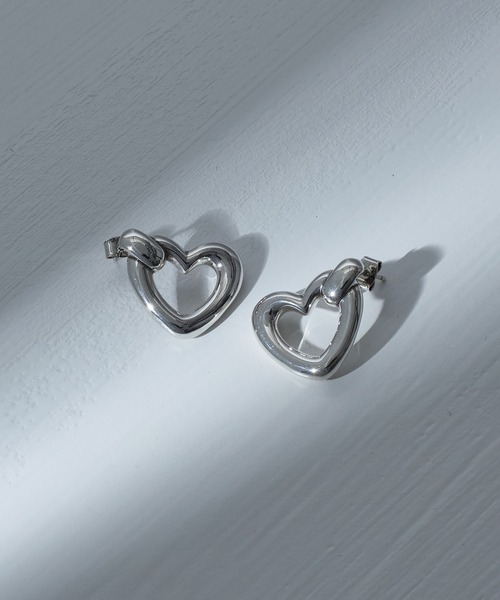 PHILIPPE AUDIBERT（フィリップ オーディベール）の「【PHILIPPE AUDIBERT】Bo Soline laiton ※BO6167（ピアス（両耳用）・レディース・シルバー・FREE）」の5枚目の写真