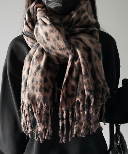 me+em select(ミームセレクト)の「【 2color 】レオパードボリュームフリンジマフラー / reopard volume fringe muffler(マフラー・レディース・グレー/ピンク・FREE)」の17枚目の写真