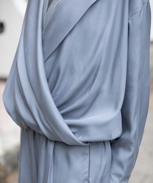 Munich（ミューニック）の「【接触冷感】キュプラツィルテーラードトップス（その他アウター・レディース・ブルーグレー/ブラック/カーキ・FREE）」の11枚目の写真