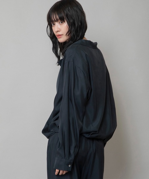 Munich（ミューニック）の「【接触冷感】キュプラツィルテーラードトップス（その他アウター・レディース・ブルーグレー/ブラック/カーキ・FREE）」の5枚目の写真