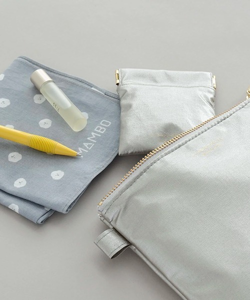 フラットポーチ BANK シルバー フラットポーチ（ポーチ）｜DO Original（ドー