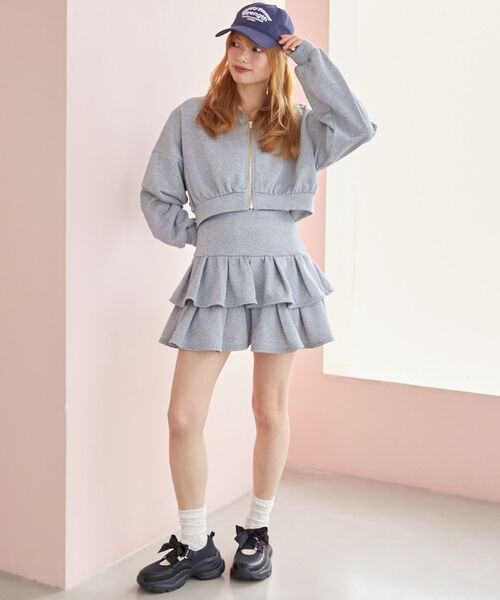 MAJESTIC LEGON（マジェスティックレゴン）の「ティアードフリルミニスカパン（スカート・レディース・アイボリー/グレー/チャコールグレー・MEDIUM）」の3枚目の写真