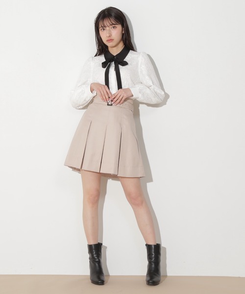 JILL by JILL STUART（ジルバイジルスチュアート）の「リボンタイレースブラウス（シャツ/ブラウス・レディース・ホワイト/ブルー・FREE）」の16枚目の写真