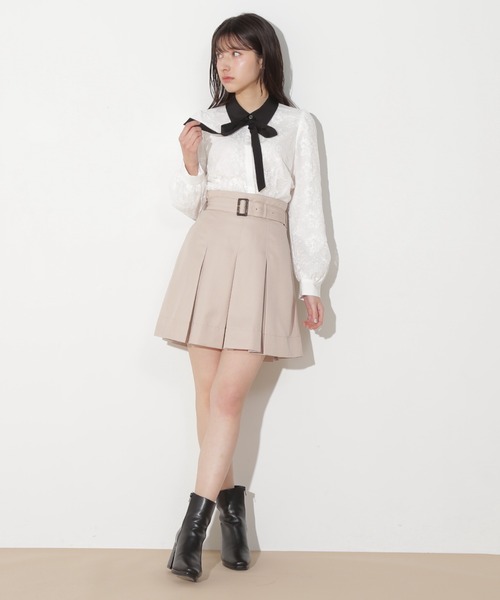 JILL by JILL STUART（ジルバイジルスチュアート）の「リボンタイレースブラウス（シャツ/ブラウス・レディース・ホワイト/ブルー・FREE）」の17枚目の写真