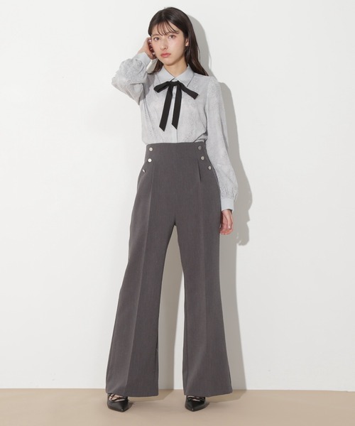JILL by JILL STUART（ジルバイジルスチュアート）の「リボンタイレースブラウス（シャツ/ブラウス・レディース・ホワイト/ブルー・FREE）」の7枚目の写真