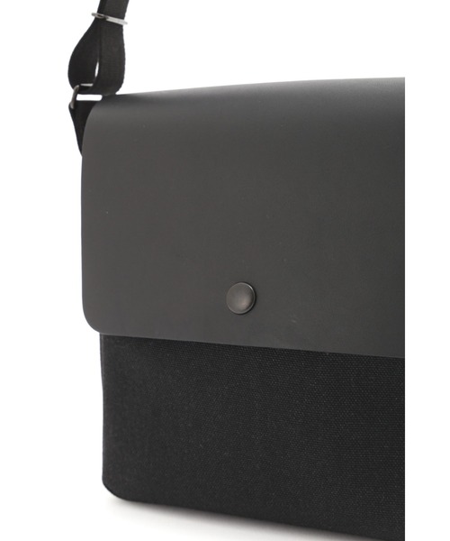 MARGARET HOWELL（マーガレットハウエル）の「MELANGE POLYESTER CANVAS（トートバッグ・メンズ・ブラック・FREE）」の3枚目の写真