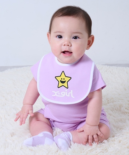 X-girl Stages(エックスガールステージス)の「キラッキー&ハートロゴショートオール(ロンパース・キッズ・ラベンダー/ブラック/オフホワイト・70cm)」の19枚目の写真