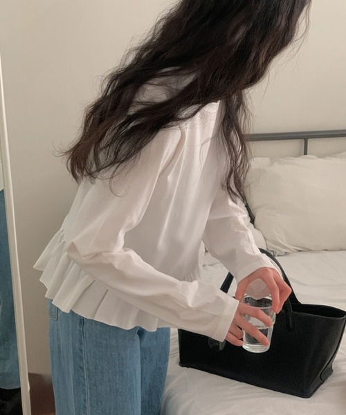 HEILIS(ヘイリス)の「裾フリルペプラムカットソー/フリルトップス ロンT ロングtシャツ 韓国 ガーリー バレエコア ブロケットコア スポーツミックス フレンチシック 秋服 冬服 春服 長袖 クルーネック Tシャツ カジュアル レイヤード ブラック アイボリー オフホワイト グレー ノームコア(Tシャツ/カットソー・レディース・ブラック/グレー/オフホワイト・FREE)」の8枚目の写真