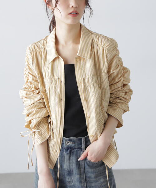 FREE'S MART（フリーズマート）の「◆シャーリングストライプシャツ（シャツ/ブラウス・レディース・ベージュ/ホワイト/ブルー・FREE）」の7枚目の写真