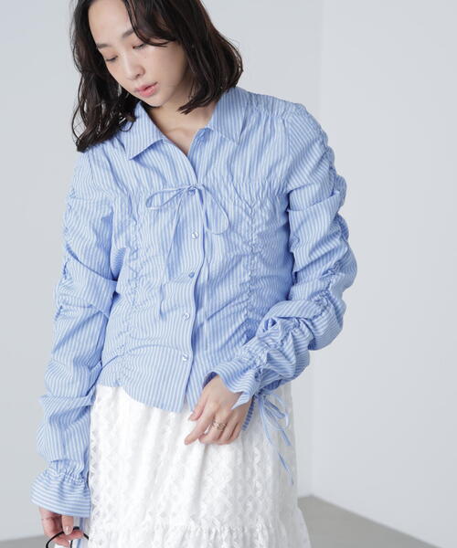 FREE'S MART（フリーズマート）の「◆シャーリングストライプシャツ（シャツ/ブラウス・レディース・ベージュ/ホワイト/ブルー・FREE）」の19枚目の写真