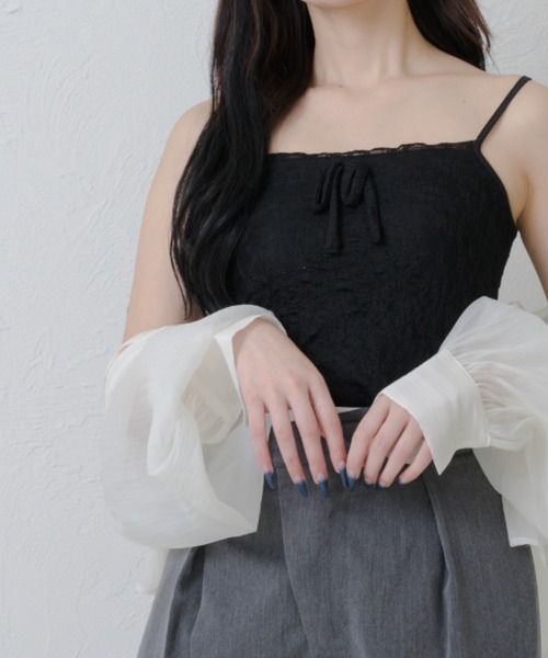 Ambre Neige(アンブルネージュ)の「flower design camisole / 花柄カップ付きキャミソール(キャミソール・レディース・アイボリー/オフホワイト/ブラック/ナチュラル・FREE)」の3枚目の写真