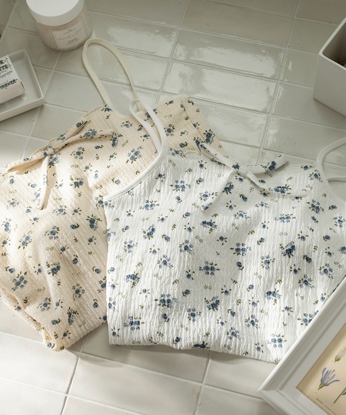 Ambre Neige(アンブルネージュ)の「flower design camisole / 花柄カップ付きキャミソール(キャミソール・レディース・アイボリー/オフホワイト/ブラック/ナチュラル・FREE)」の17枚目の写真