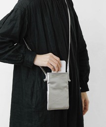 CLASKA Gallery & Shop "DO"（クラスカ ギャラリー＆ショップ　ドー）の「CLASKA DO BANK クラスカ ドー バンク モバイルポシェット スマホショルダー スマホポーチ ミニショルダーバッグ シルバー（ショルダーバッグ）」